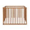 Pohľad z prednej strany na ohrádku Playpen